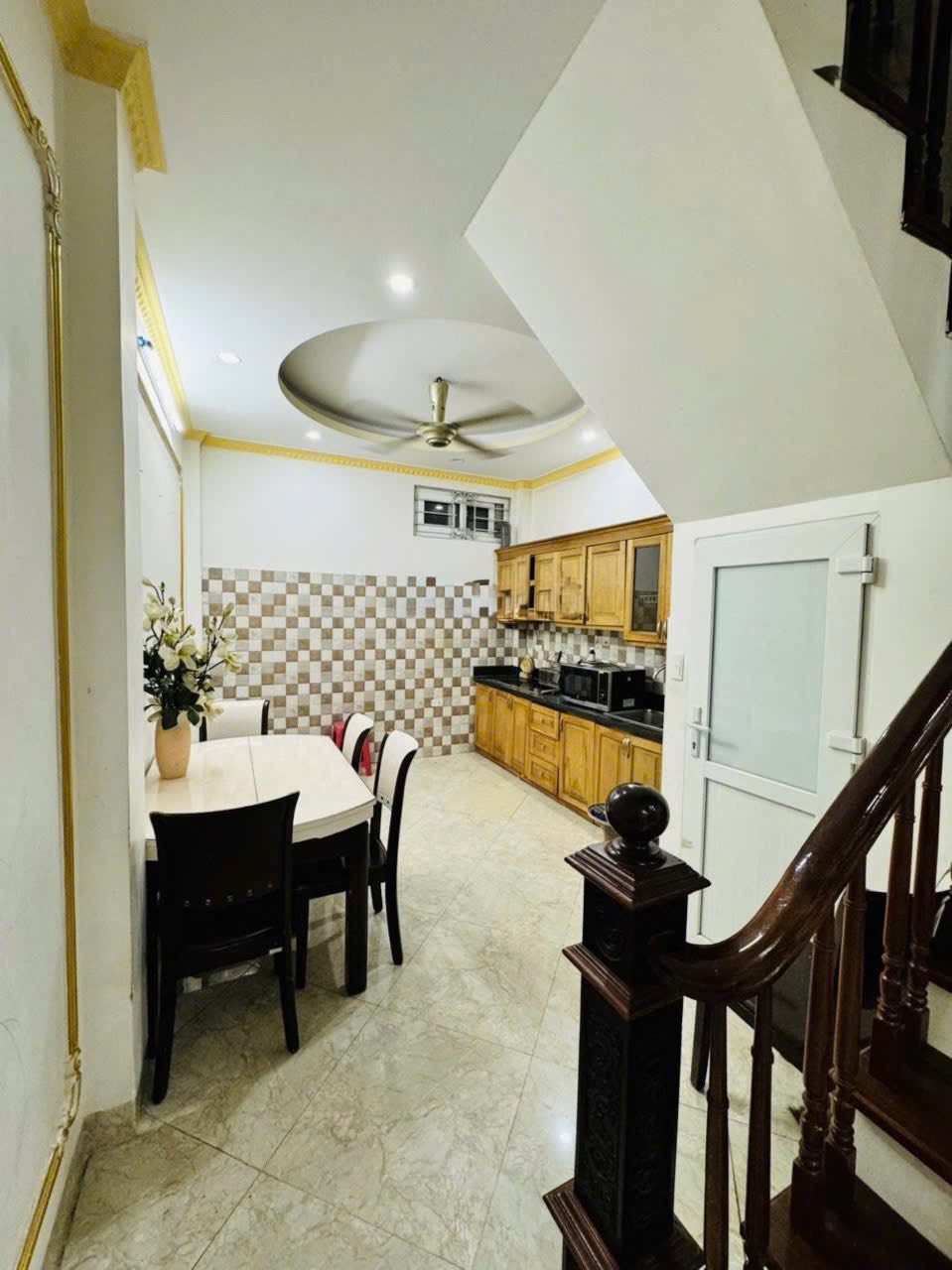 Cho thuê nhà Phố Chùa Bộc 4 tầng x 45m2, 4 ngủ, 15 Triệu/tháng - Ảnh 2